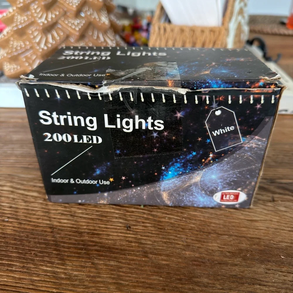 Twinkling White Holiday String Lights